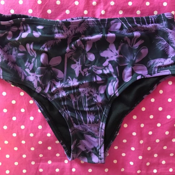 Girls Swimwear Set - Picture 3 of 3